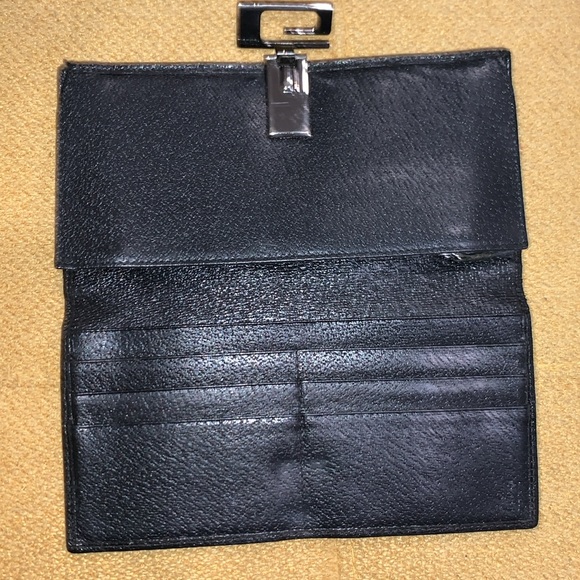 Gucci Authentic black wallet Code# 035•2067•2098 - Picture 4 of 12
